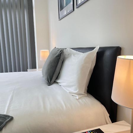 4 Bedroom 2 Bathroom Shared House - Near Bhx And Nec Μπέρμιγχαμ Εξωτερικό φωτογραφία
