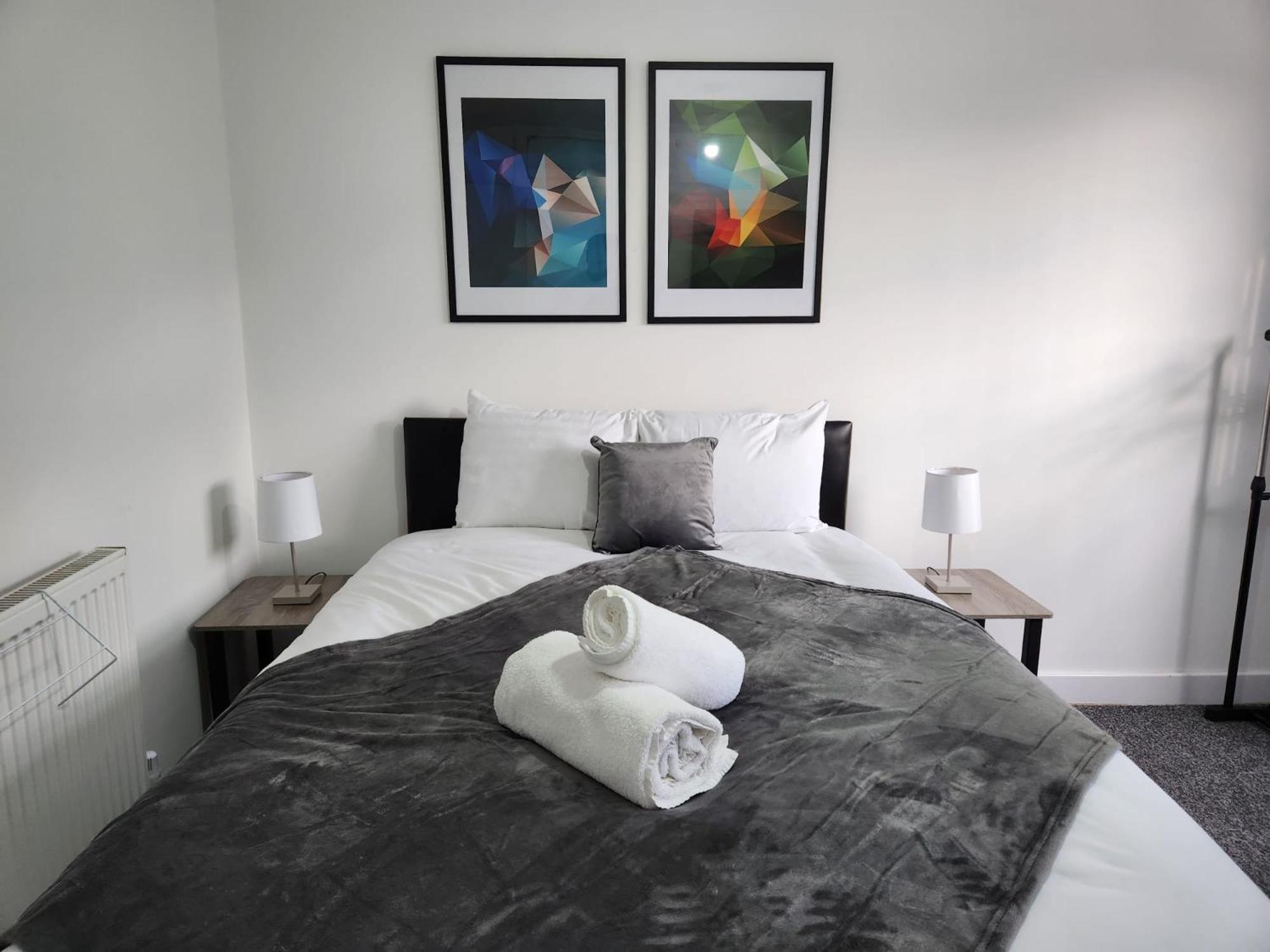 4 Bedroom 2 Bathroom Shared House - Near Bhx And Nec Μπέρμιγχαμ Εξωτερικό φωτογραφία