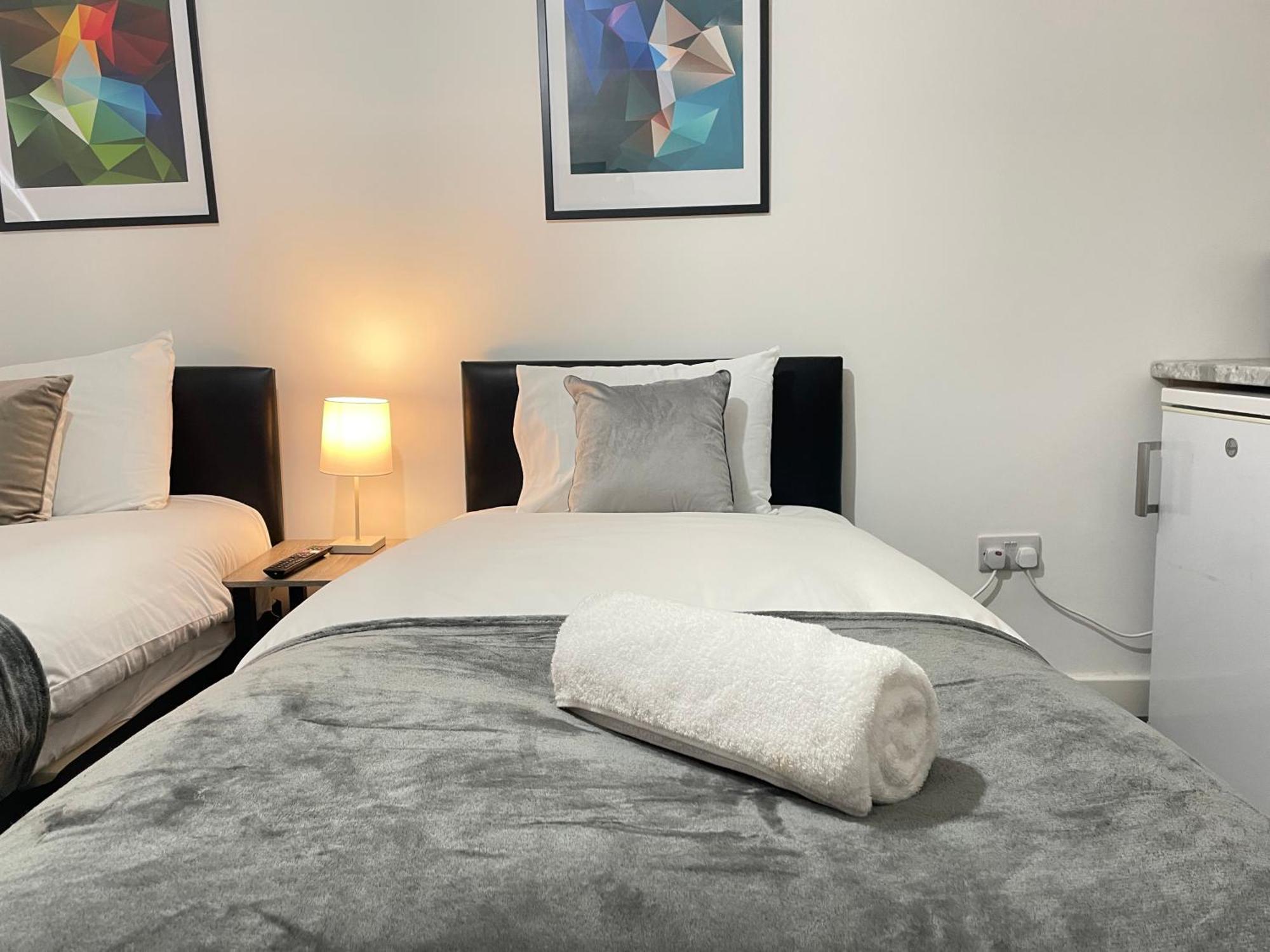 4 Bedroom 2 Bathroom Shared House - Near Bhx And Nec Μπέρμιγχαμ Εξωτερικό φωτογραφία