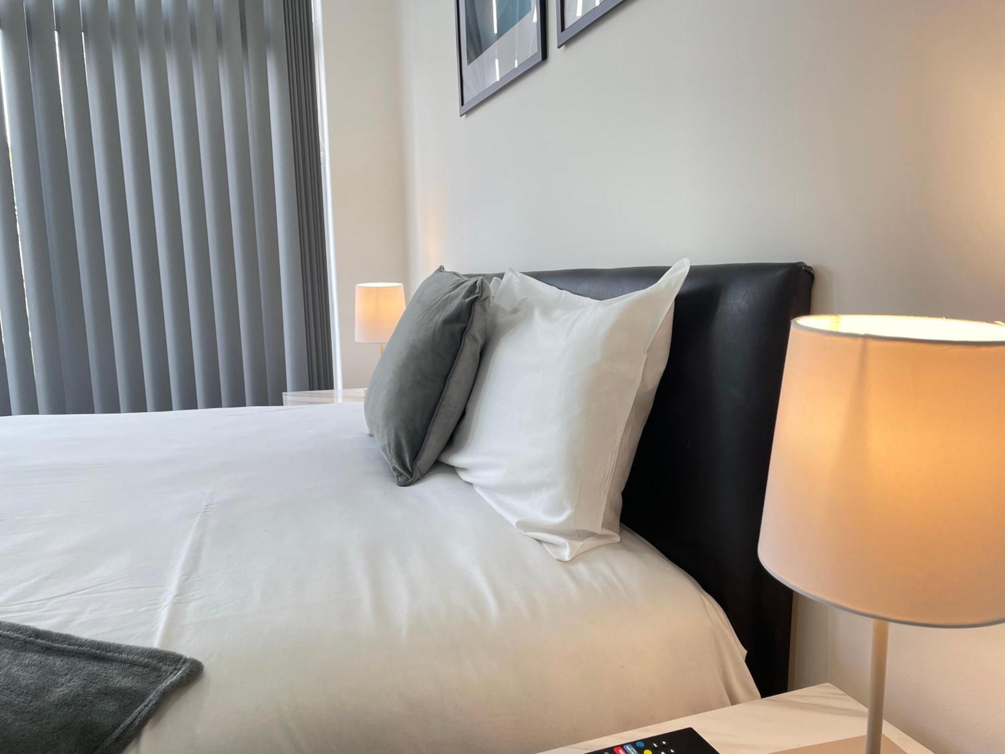4 Bedroom 2 Bathroom Shared House - Near Bhx And Nec Μπέρμιγχαμ Εξωτερικό φωτογραφία