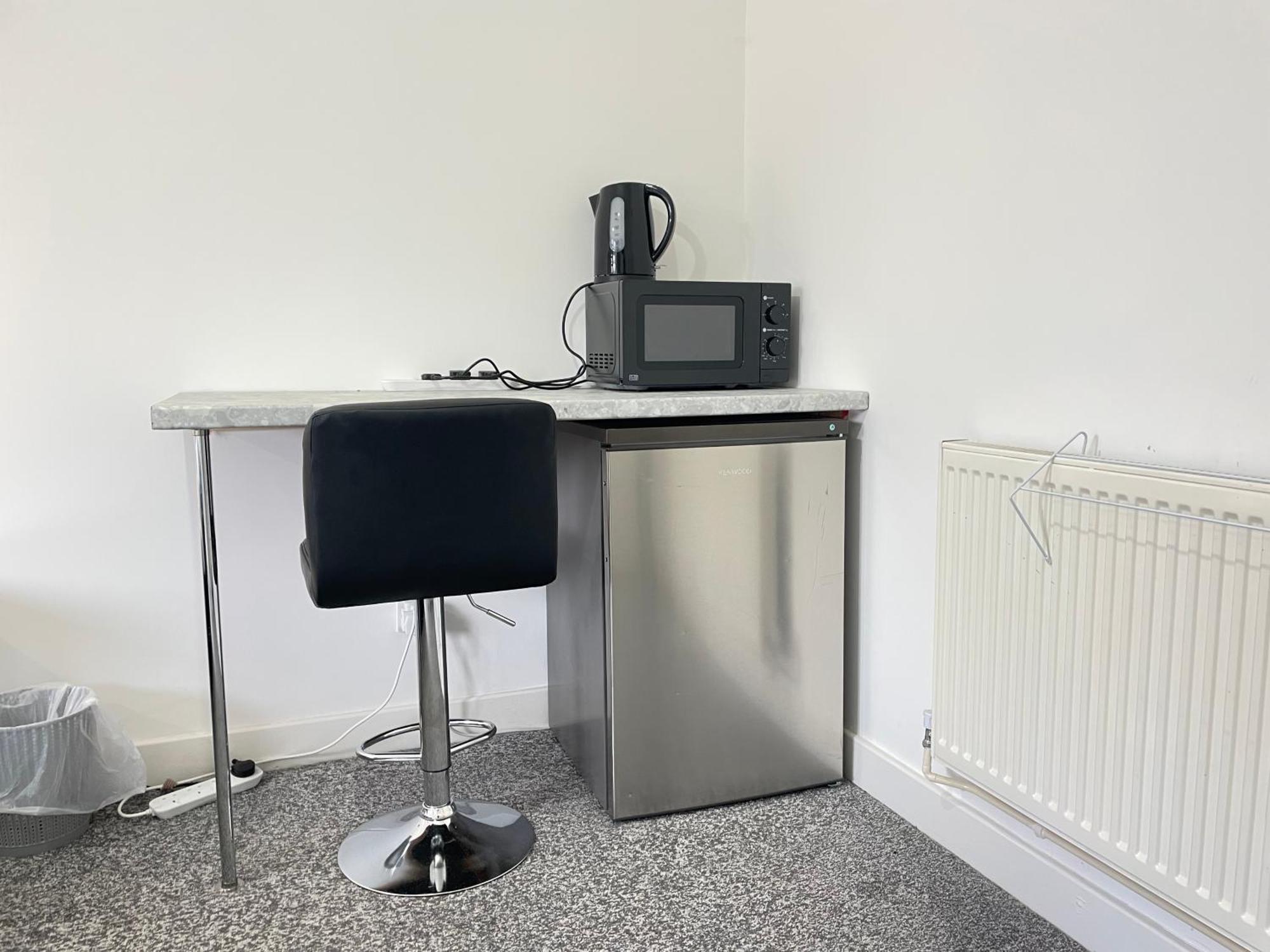 4 Bedroom 2 Bathroom Shared House - Near Bhx And Nec Μπέρμιγχαμ Εξωτερικό φωτογραφία
